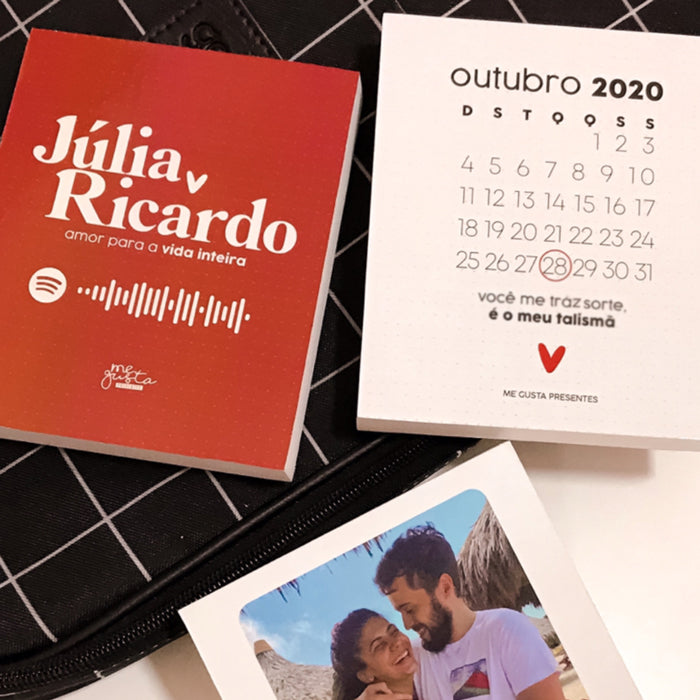 Fotomemória de mesa frente e verso - nossa música com calendário